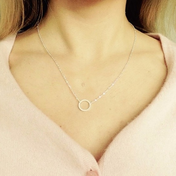 ❤️4 for $20 18k gold plated/Sliver Circle Necklace - Picture 5 of 5